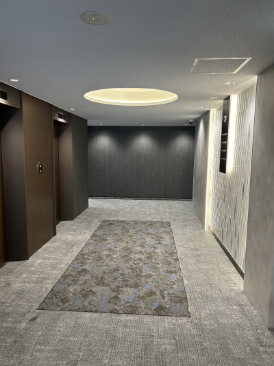 船橋サウスビル1階エレベータホール